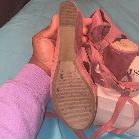Pink Mauve Just Fab Lace Wedges - Picture 5 of 6